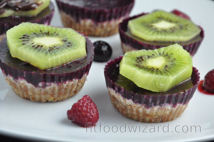 Marzipan-Fruit Cups