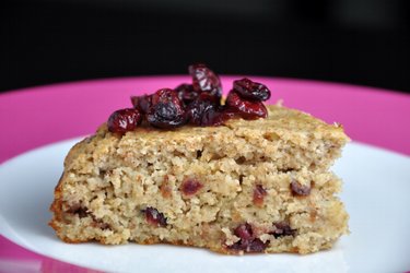 Healthy Cranberry-Almond Cake (Gluten-Free)