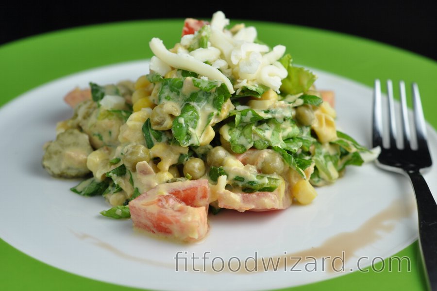 Fitness Salad with Tuna, Peas and Cheese