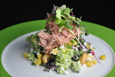 Fit Broccoli Salad with Cottage Cheese, Tuna and Corn