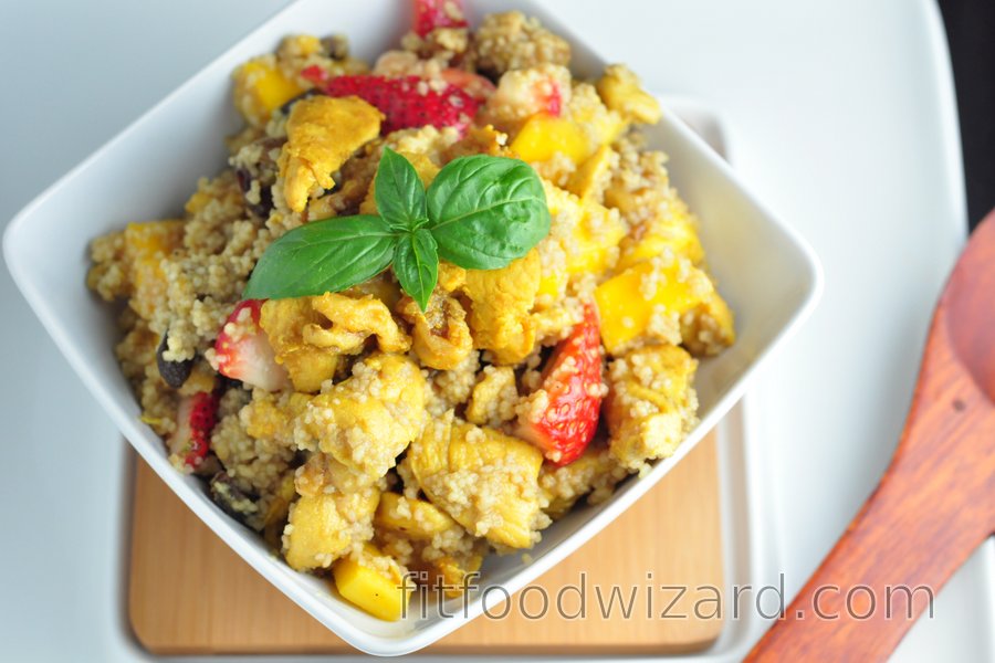 Chicken Breasts on Turmeric with Couscous, Mango and Strawberries | fitfoodwizard.com