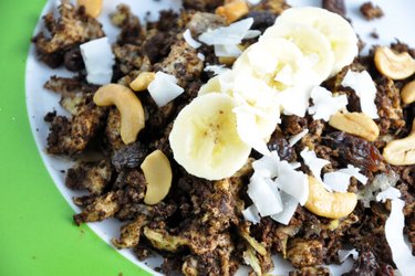 Banana-Cocoa Scrambled Eggs