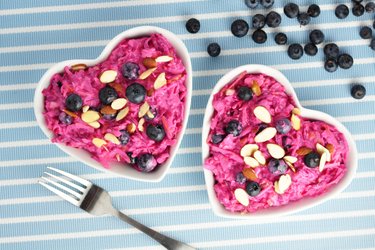 Creamy beetroot-apple salad with blueberries