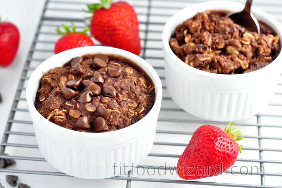 Baked brownie porridge