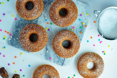 Simple baked oat donuts