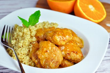 Chicken breasts in orange sauce with quinoa