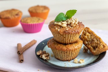 Healthy carrot muffins (from spelt flour)