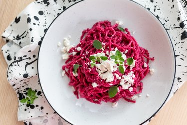 Simple pasta with beetroot pesto