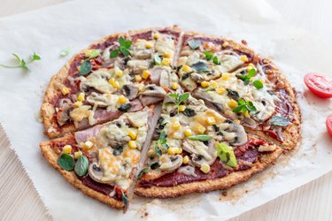 Simple fitness pizza made of quark and oats