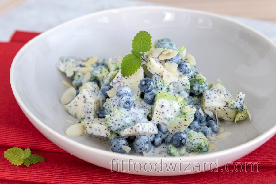 Broccoli salad with blueberries and poppy seeds